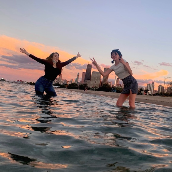 Meet your Posher, Bell - Picture 4 of 7